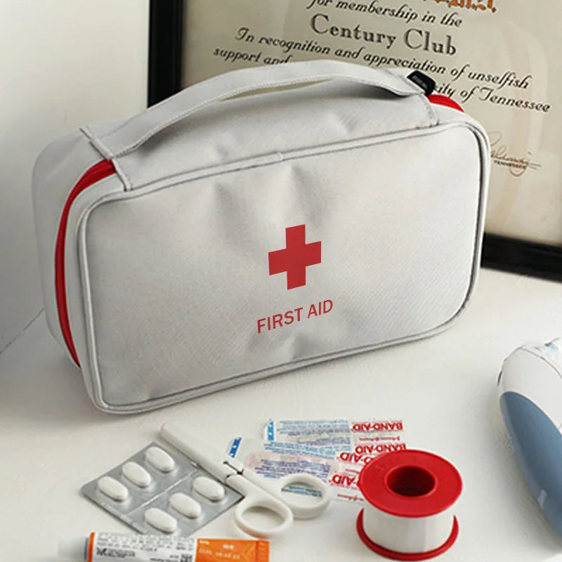 ✨️Trousse de Secours Compacte✨️