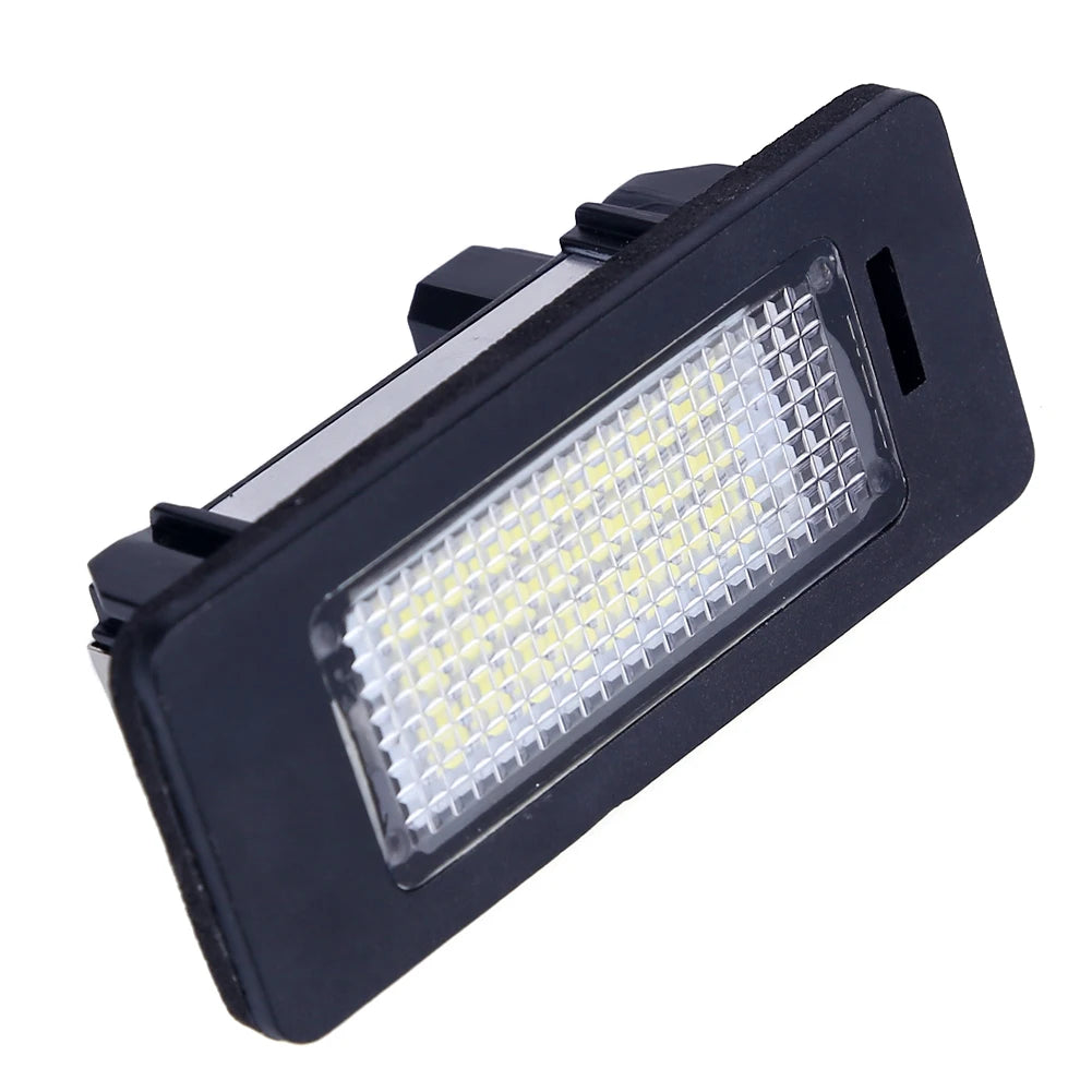 ✨️Éclairage de plaque d'immatriculation LED blanc 6000K sans erreur pour BMW E39, E60, E61, E70, E71, E90, E91 et E92✨️
